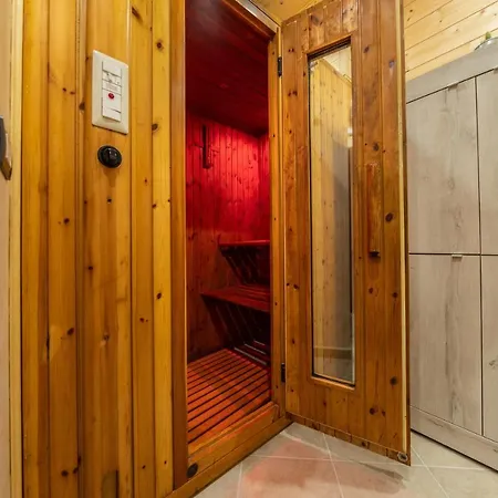 Norman Tower * Casalbore