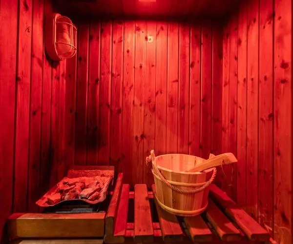 Norman Tower * Casalbore